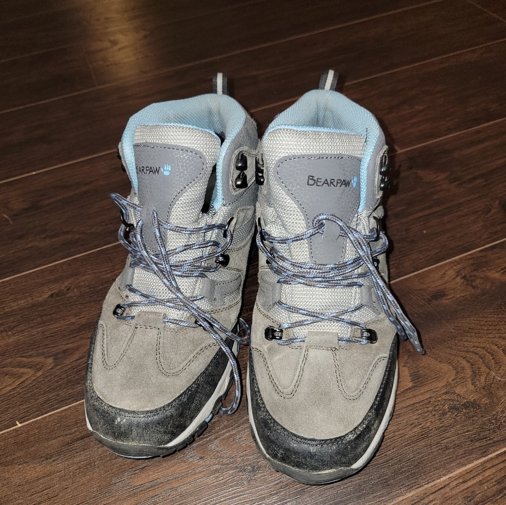 Bearpaw hiking boots